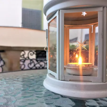 Neoapartments - Rynek Pod Gryfami Apartament *