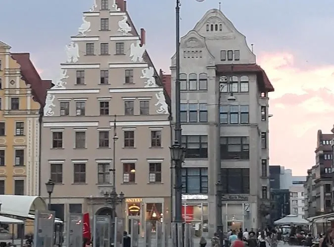 Apartment Neoapartments - Rynek Pod Gryfami Wroclaw