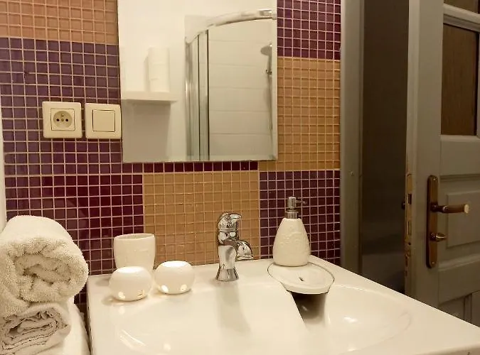 Neoapartments - Rynek Pod Gryfami Apartment Wroclaw